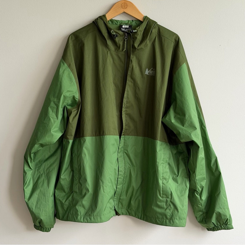 REI Co-op Men’s Hooded Rain Jacket Green Colorblock Full Zip Size XL